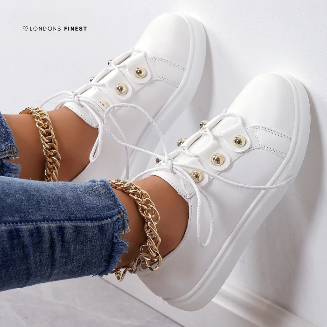 White / 10 UK (43 EU)