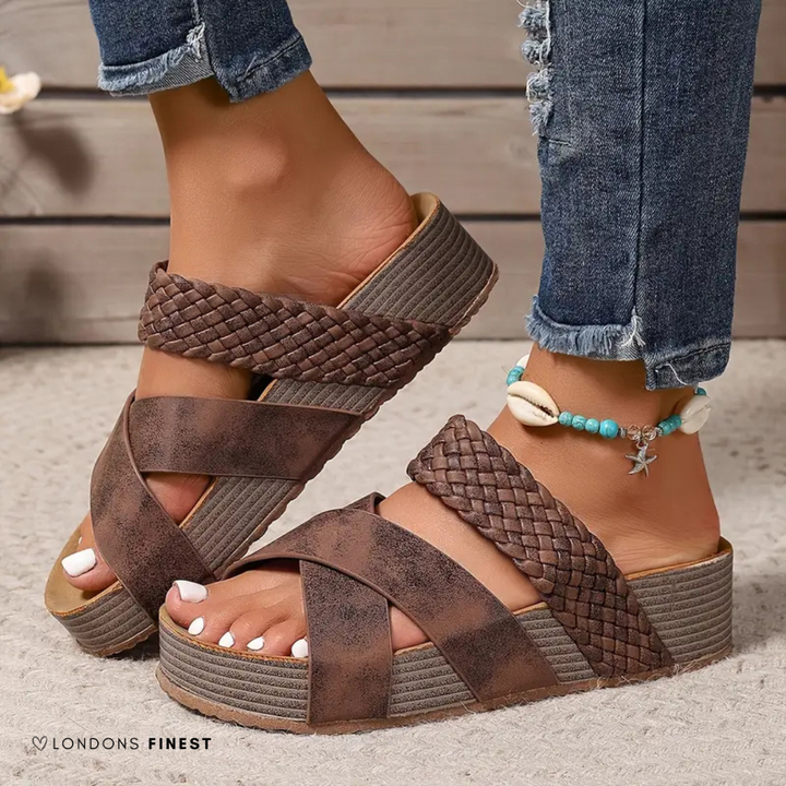 Maddox™ Woven Comfort Sandals