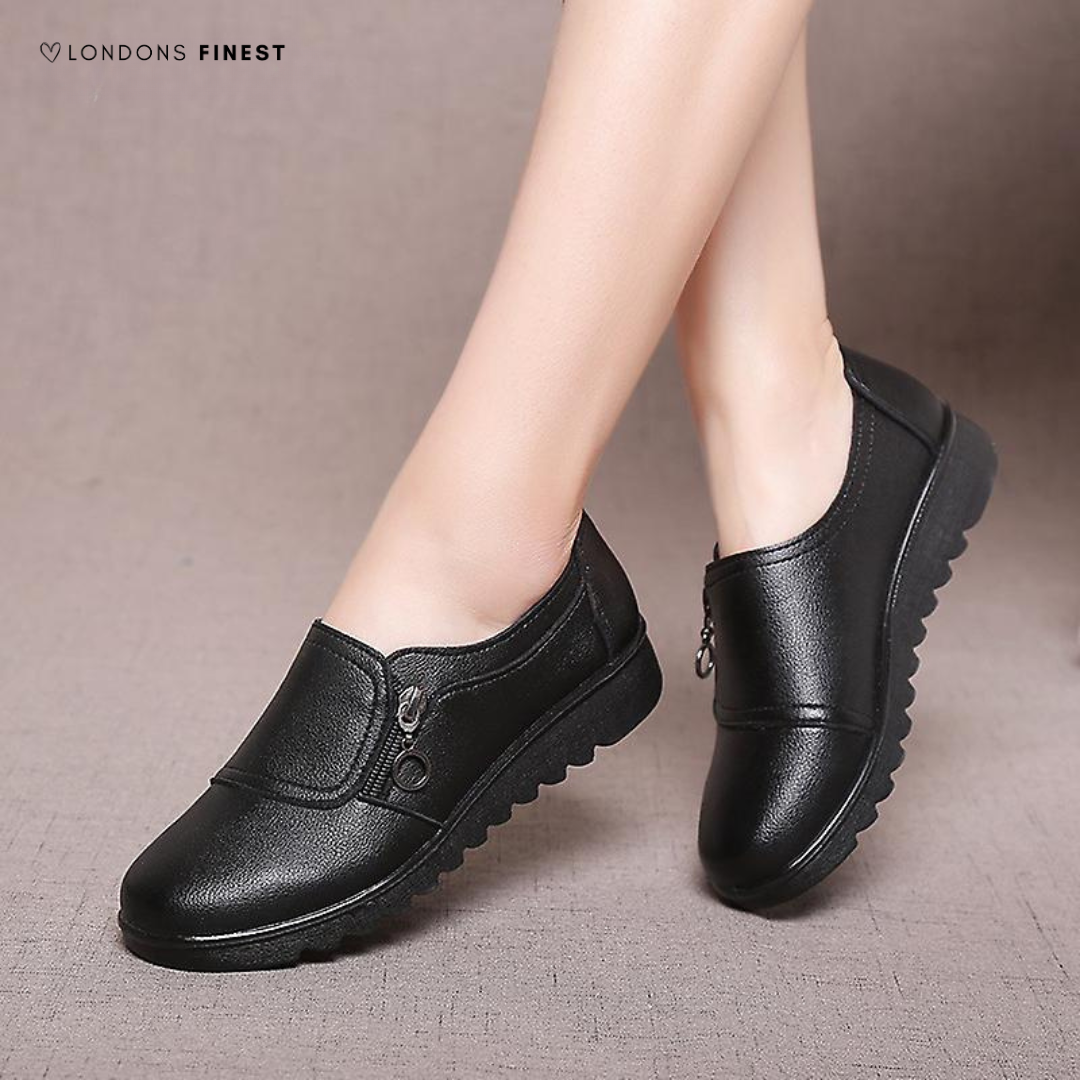 Black / 8 UK (41 EU)