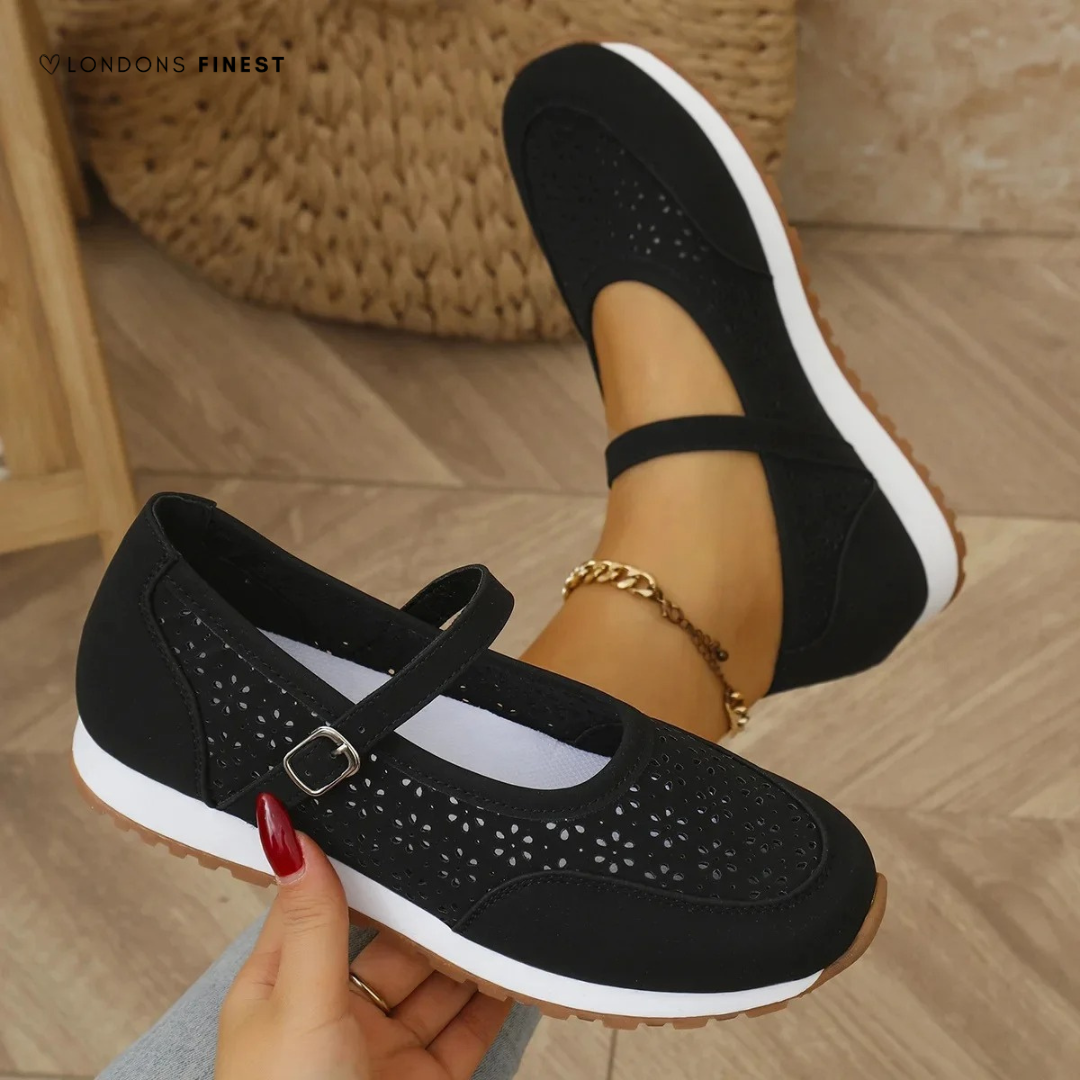Black / 10 UK (43 EU)