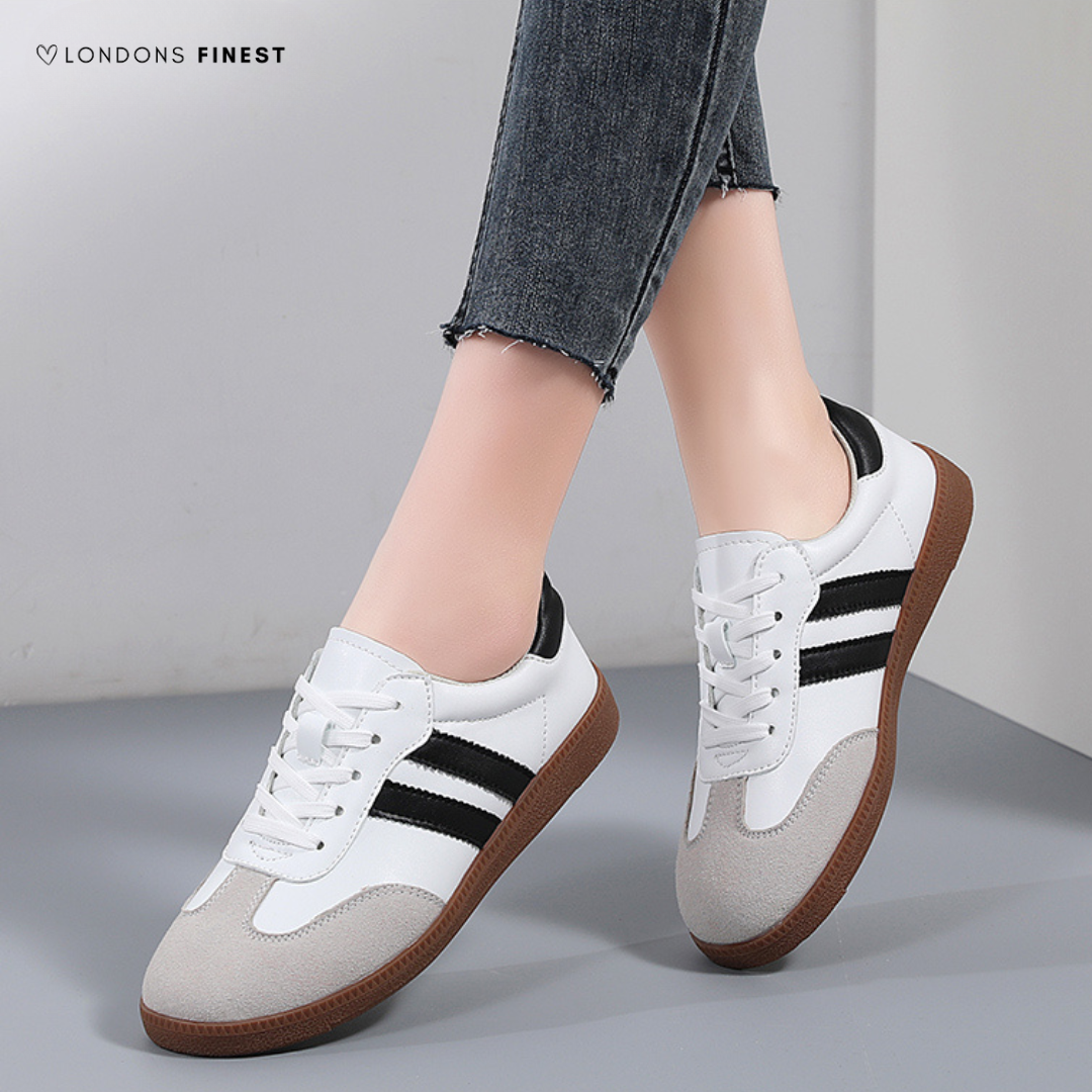 White / 8 UK (41 EU)