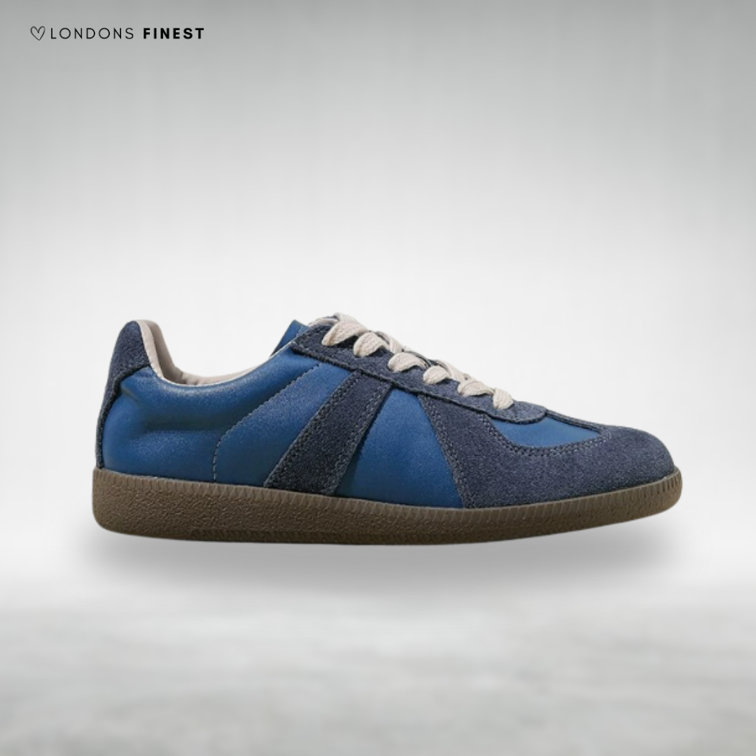 Dark Blue / 7 UK (40 EU)
