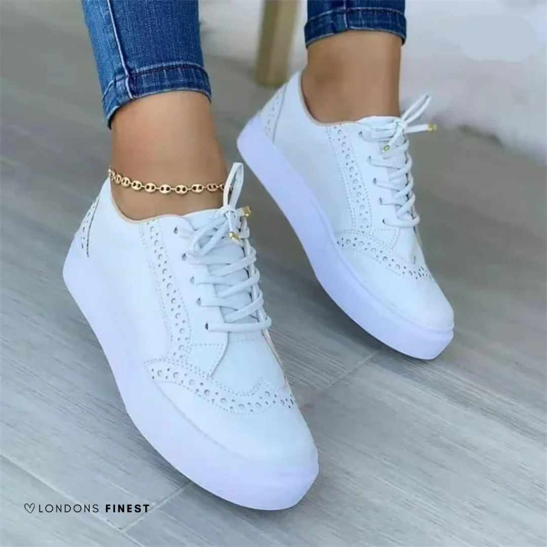 White / 10 UK (43 EU)