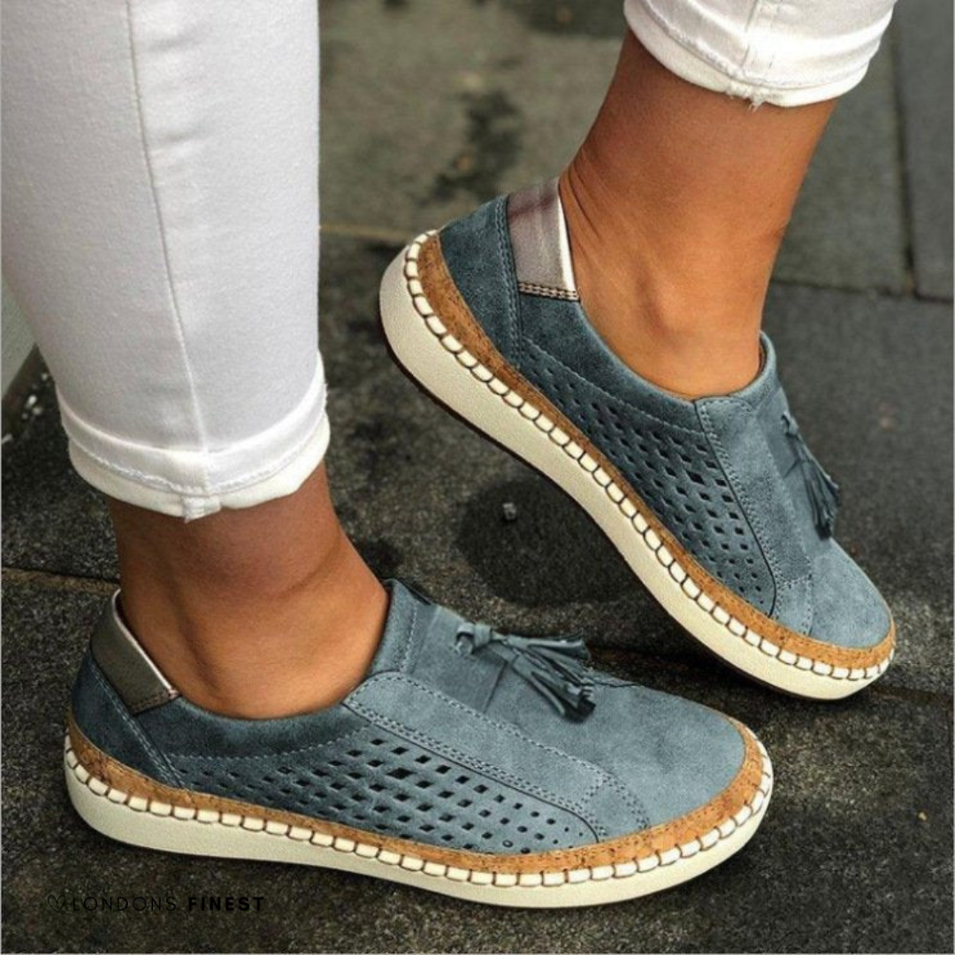 Blue / 10 UK (43 EU)